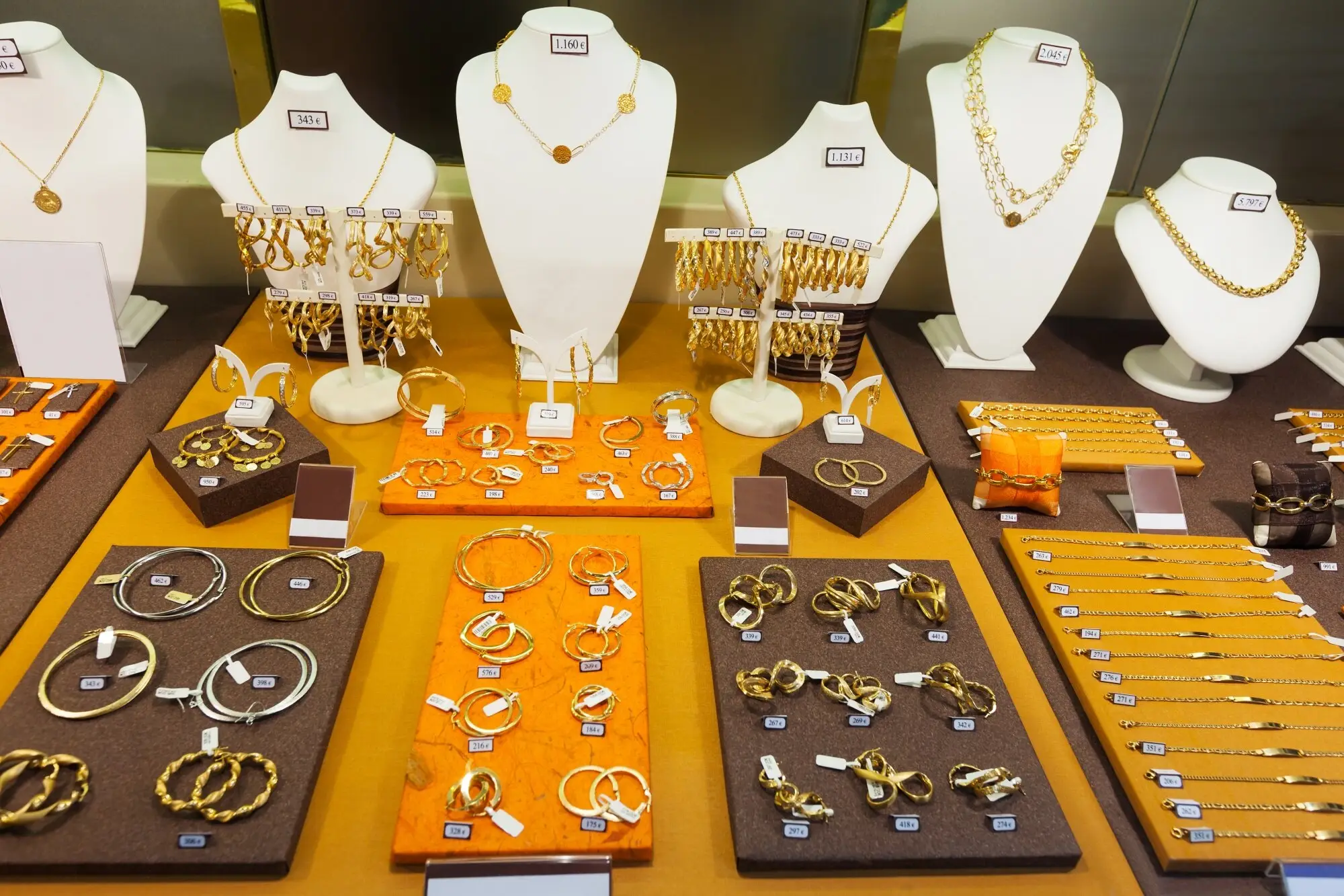 luxury-goods